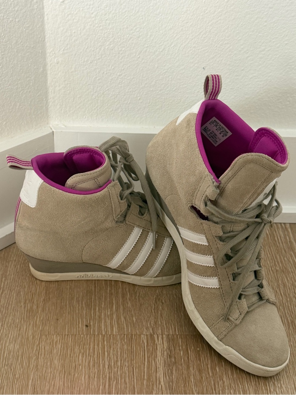 RARE Adidas NEO Super Wedge High-Top Suede Sneakers Grey Pink Q20632 Size 8.5